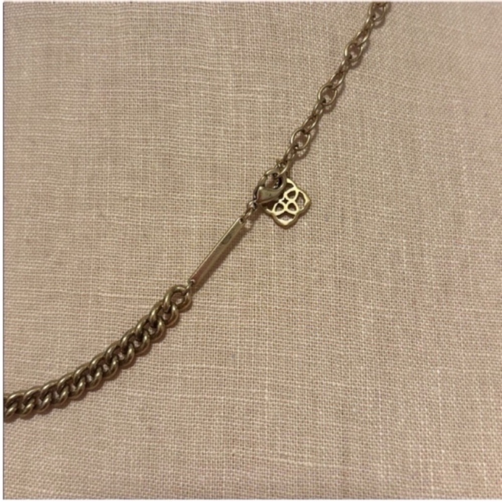 ✨SOLD✨ NWOT Kendra Scott Ace Necklace Vintage Gold - Picture 10 of 10